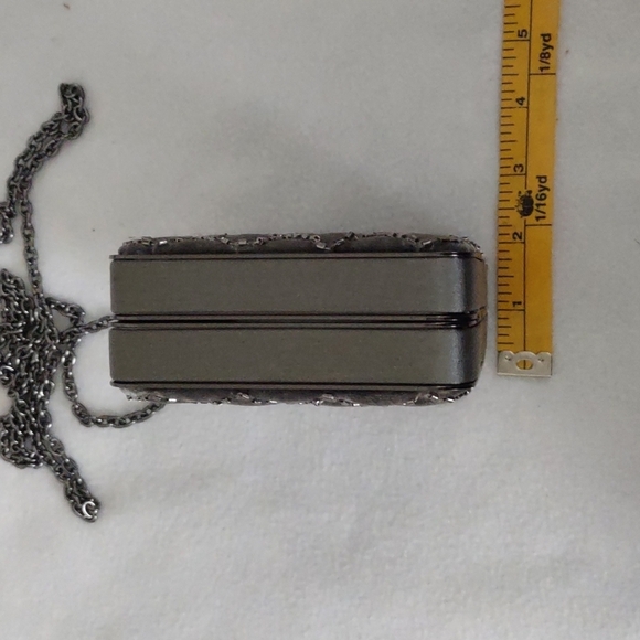 Classy Evening Shoulder Bag - Picture 5 of 12